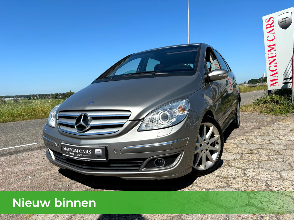 52647640